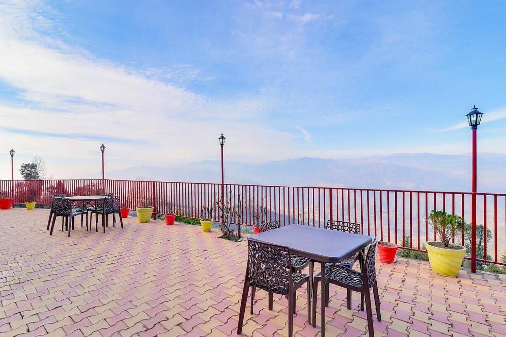 Hotel Himdhara, דלהאוזי מראה חיצוני תמונה